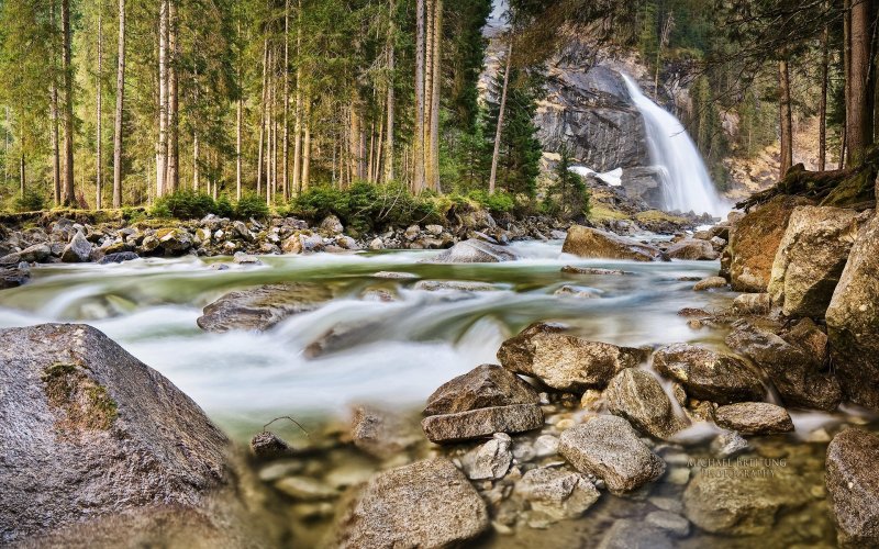 Лес река водопад