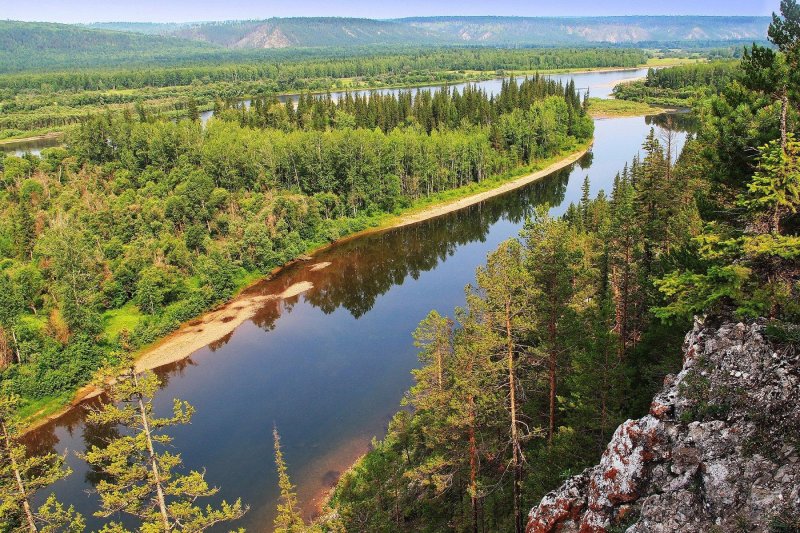 Бадар леса и река ия