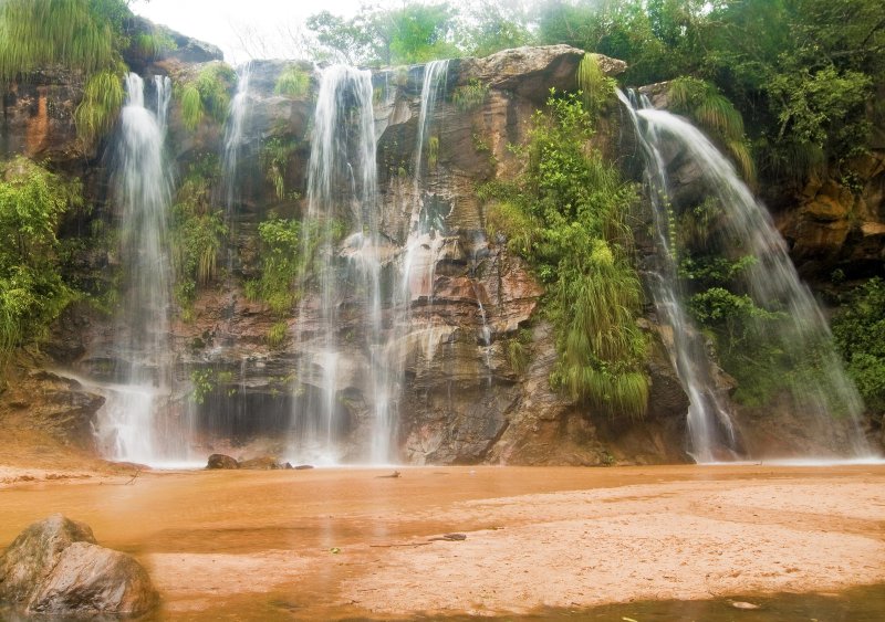 Водопад аркоирис