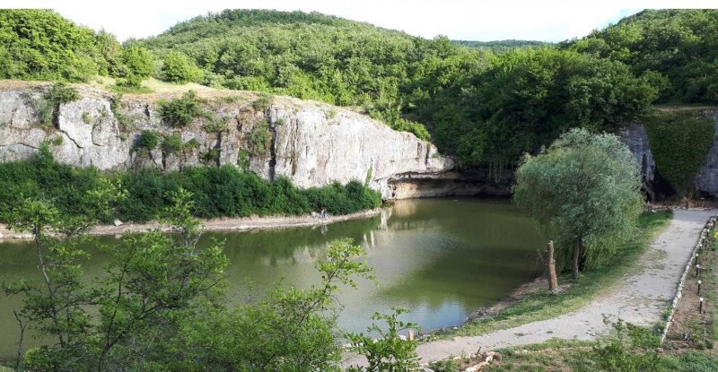 Водопад коба чаир крым