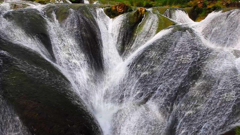 Веерообразный водопад