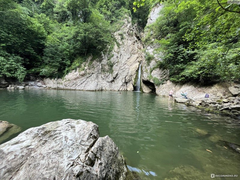 Агурские водопады купание