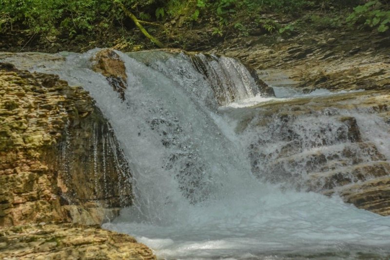 Урсдон водопад