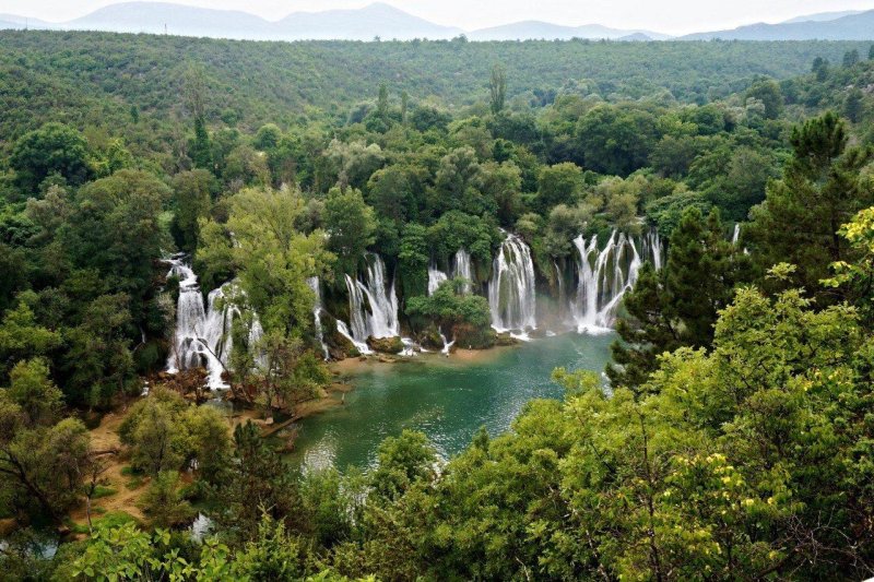 Босния водопад кравица