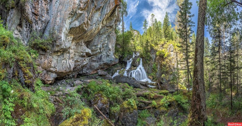 Большой уларский водопад горный алтай