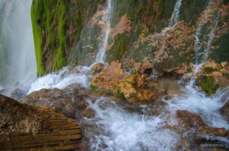 Водопад шаджатмаз