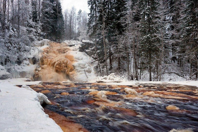 Водопады ахвенкоски зимой