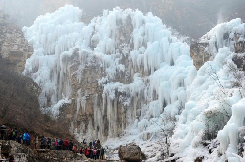 Водопад в китае