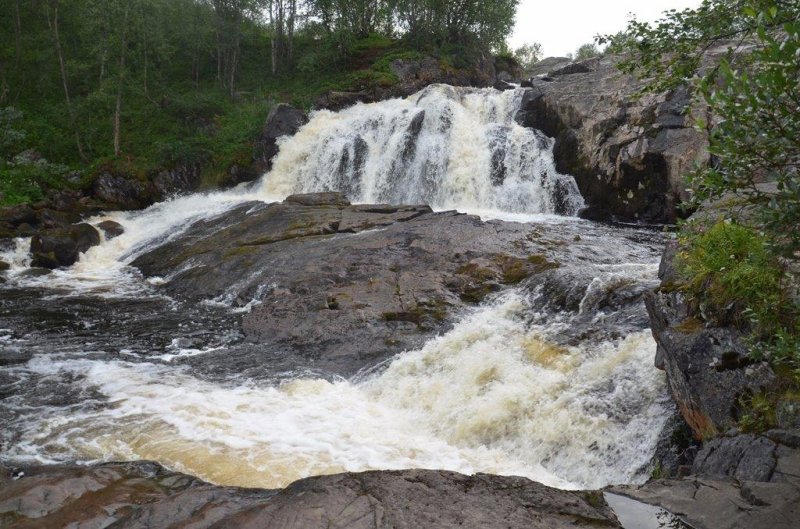 Водопад лавна мурманск