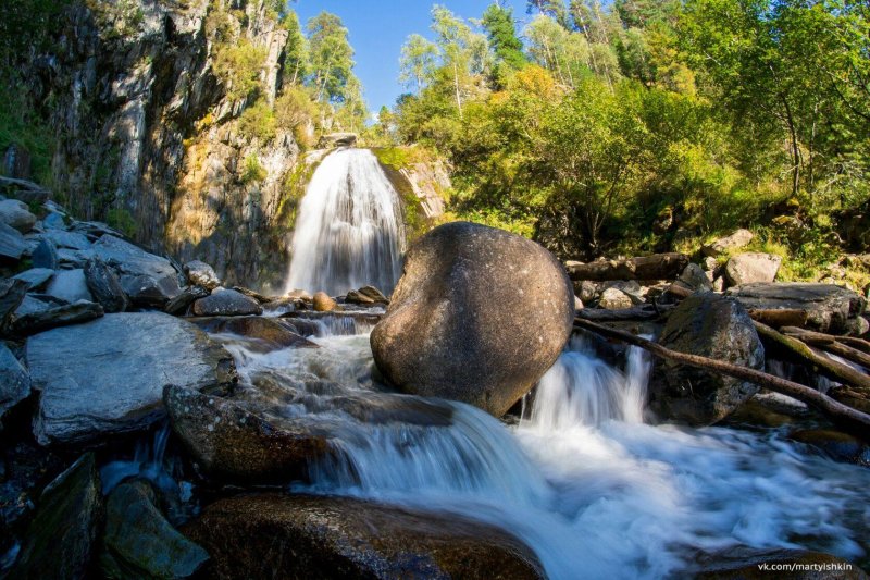 Водопад корбу алтай