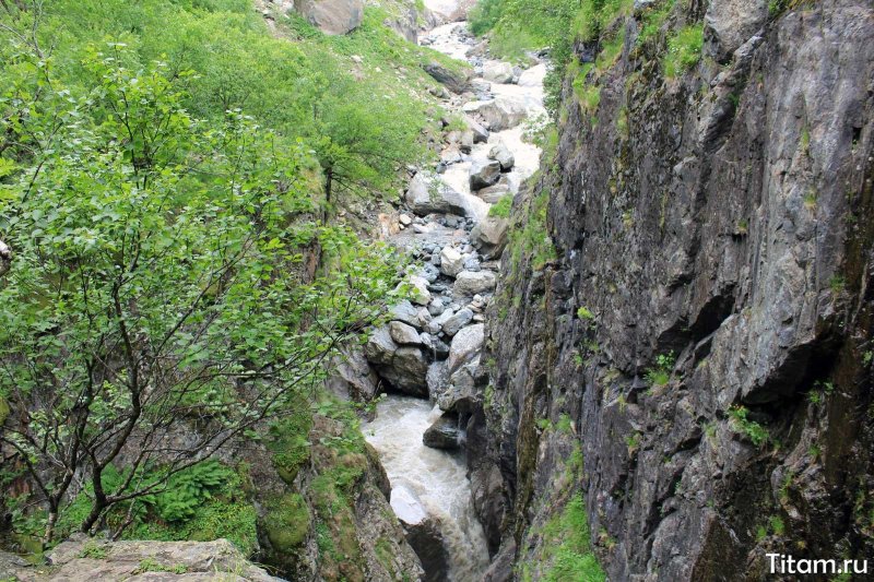 Водопад чертова мельница домбай