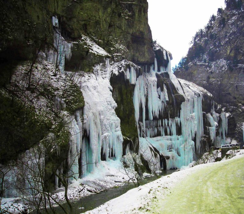 Чегемские водопады кабардино балкария зимой