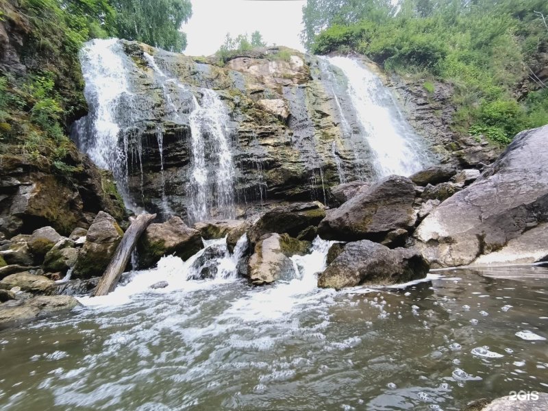 Водопад пещерка алтайский край