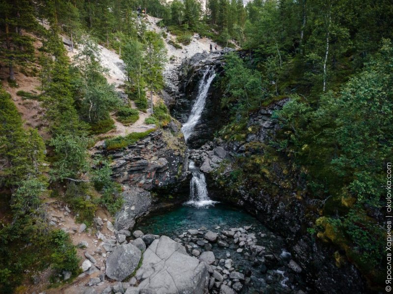 Водопад красивый хибины