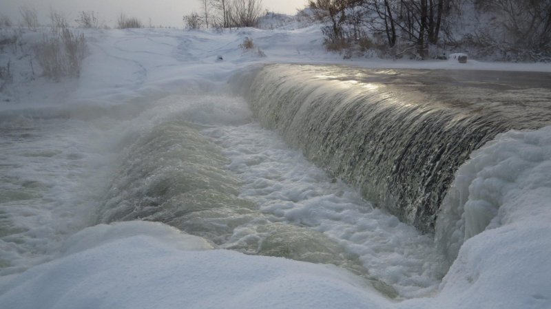 Водопад зеленый город