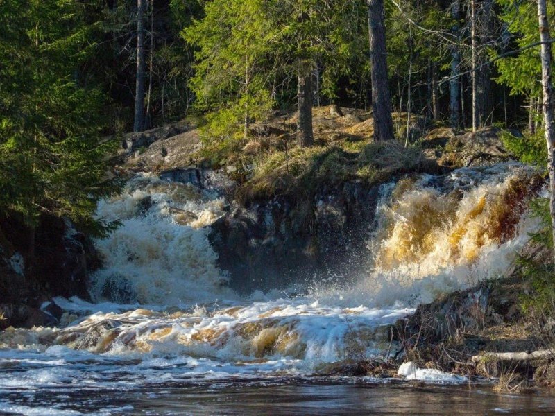 Водопад ахвенкоски карелия