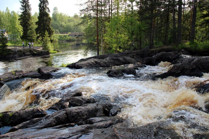 Водопад ахвенкоски карелия