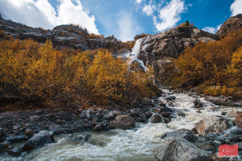 Алибекский водопад домбай