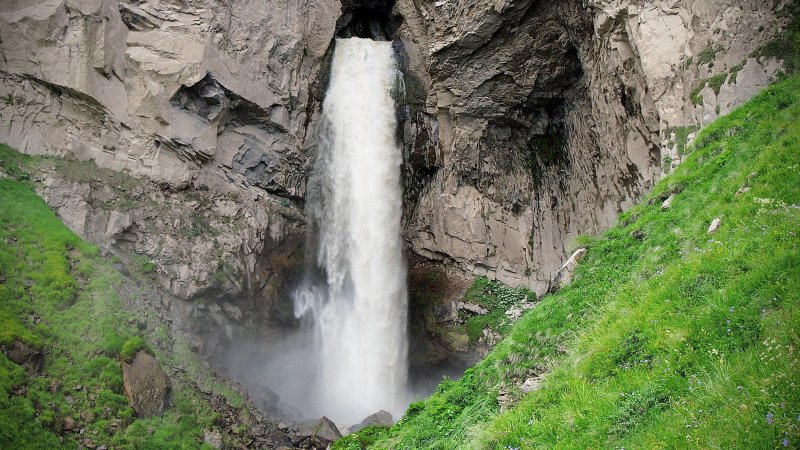 Водопад джилы су