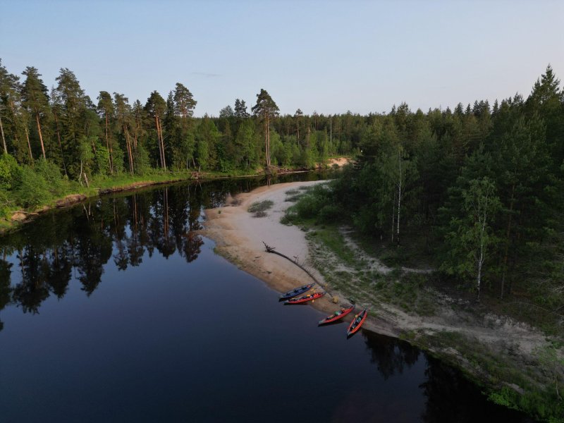 Река лух пляжи