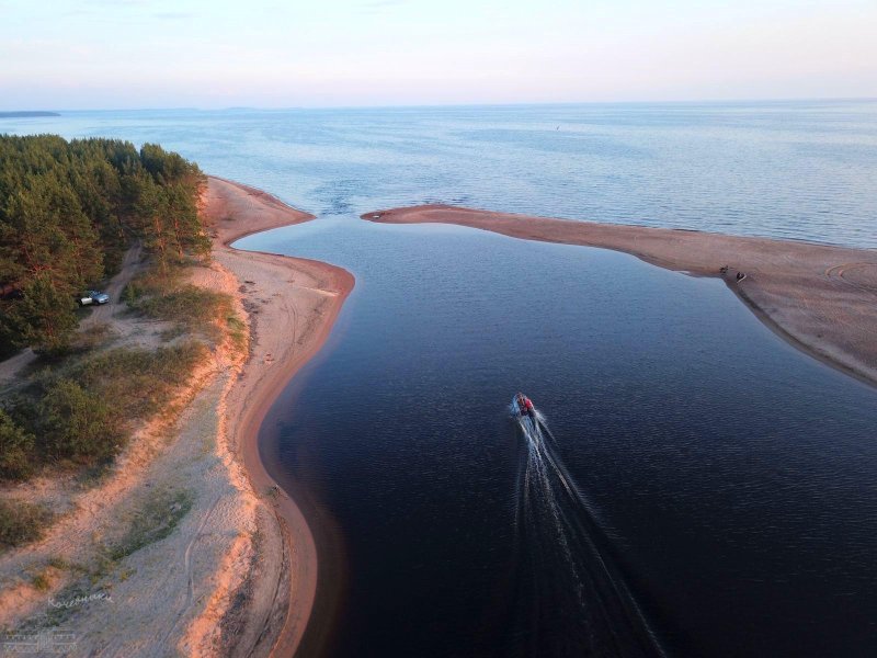 Пляж морье ладожское озеро