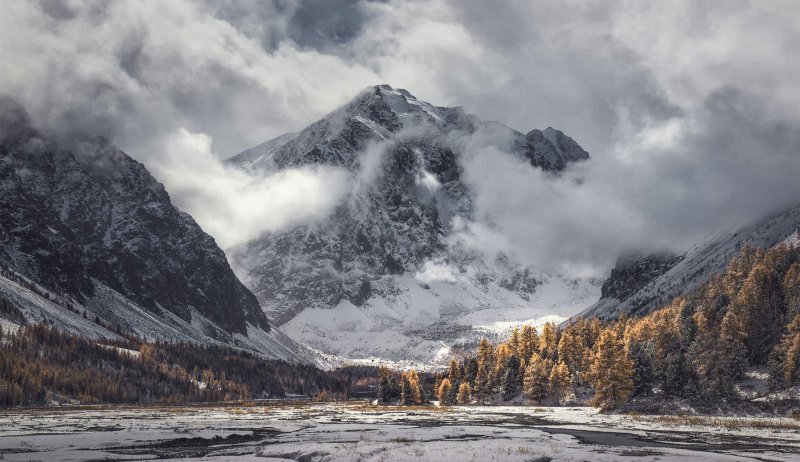 Горы северного урала