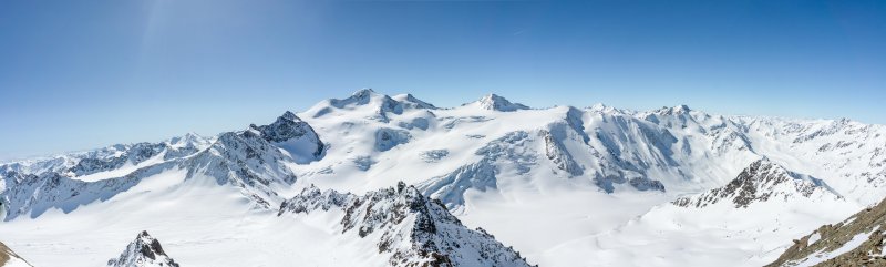 Снежные горы панорама