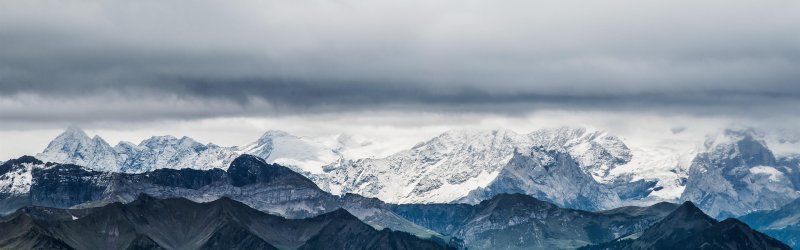 Снежные горы панорама