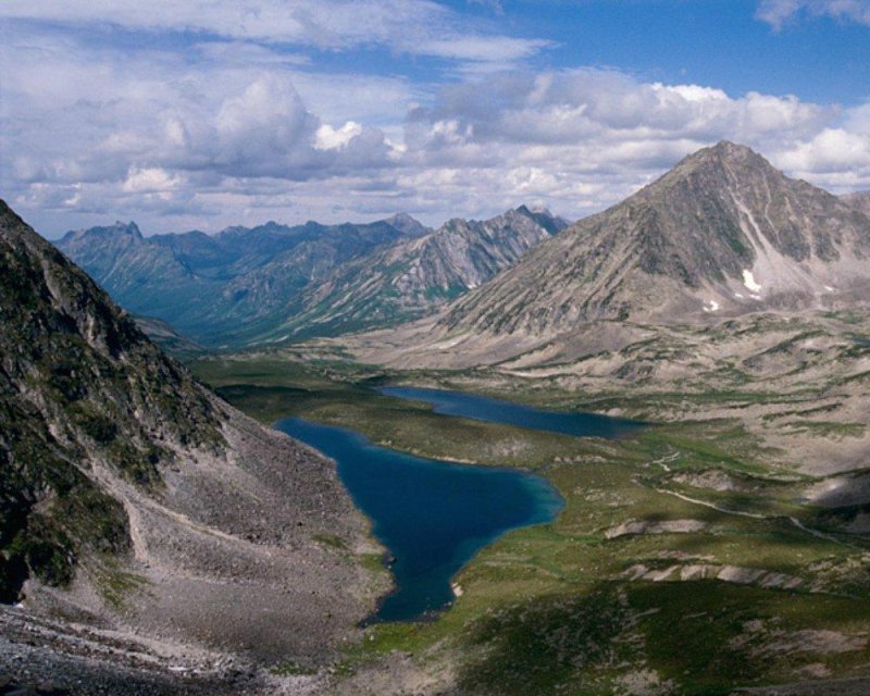 Байкальский горный хребет