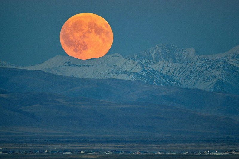 Алтайская луна горный алтай