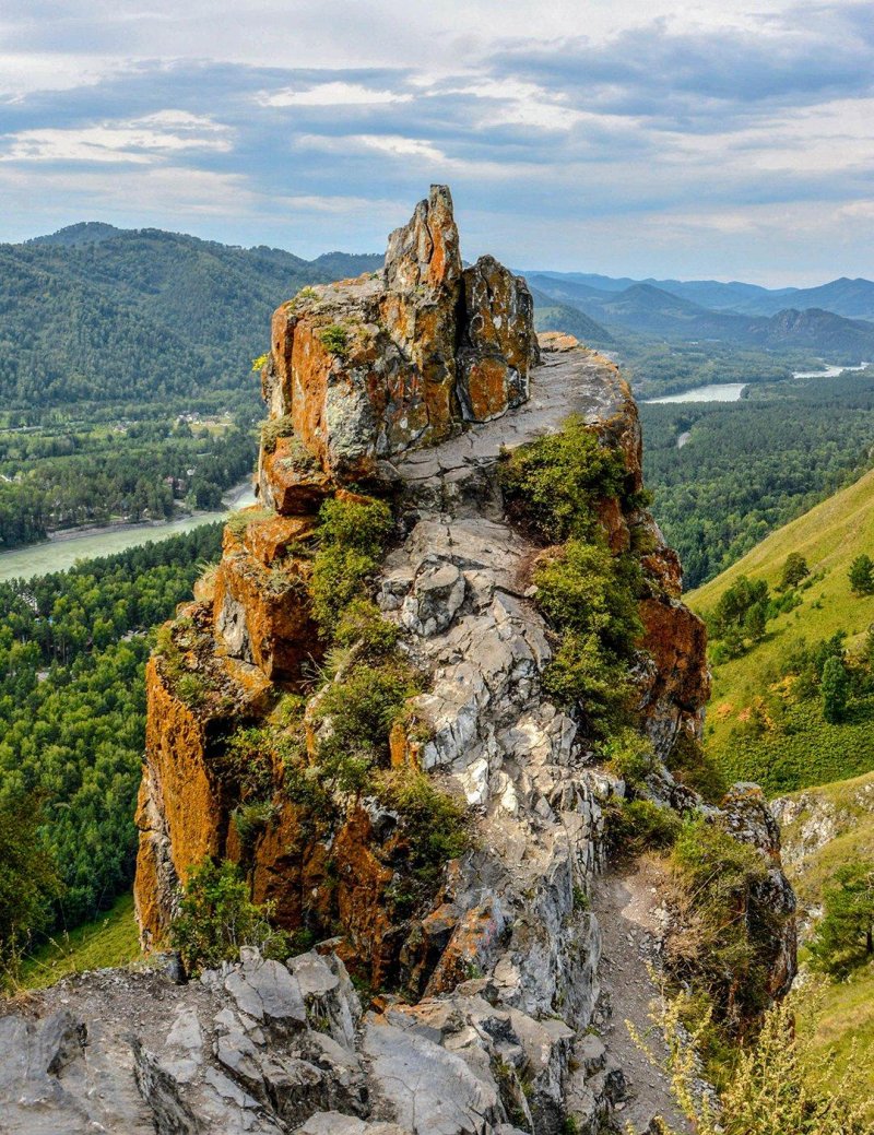 Гора чертов палец горный алтай