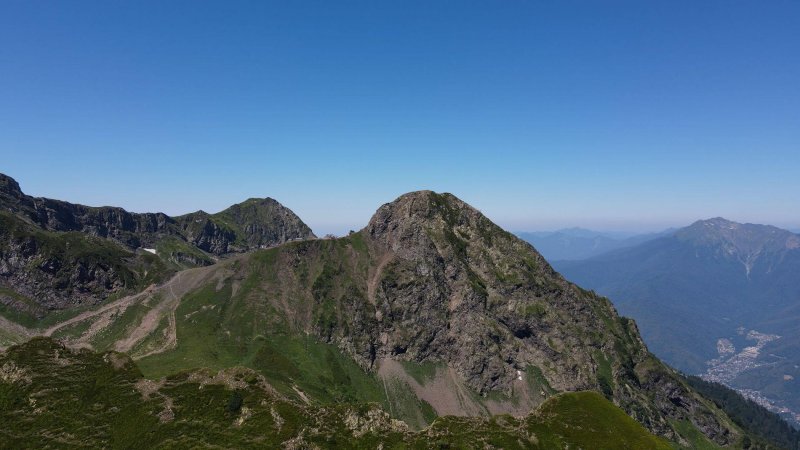 Гора черная пирамида сочи