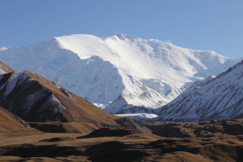 Вершина горы памир