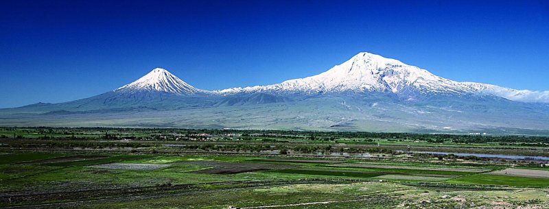 Гора арарат в армении