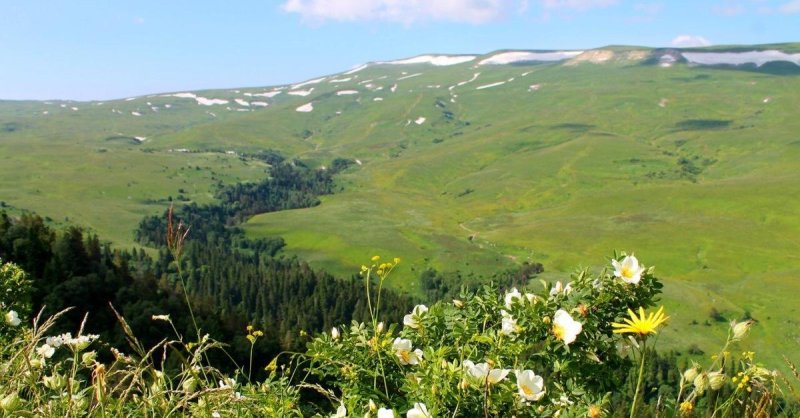 Горы адыгеи лагонаки