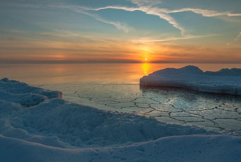 Красивое зимнее море