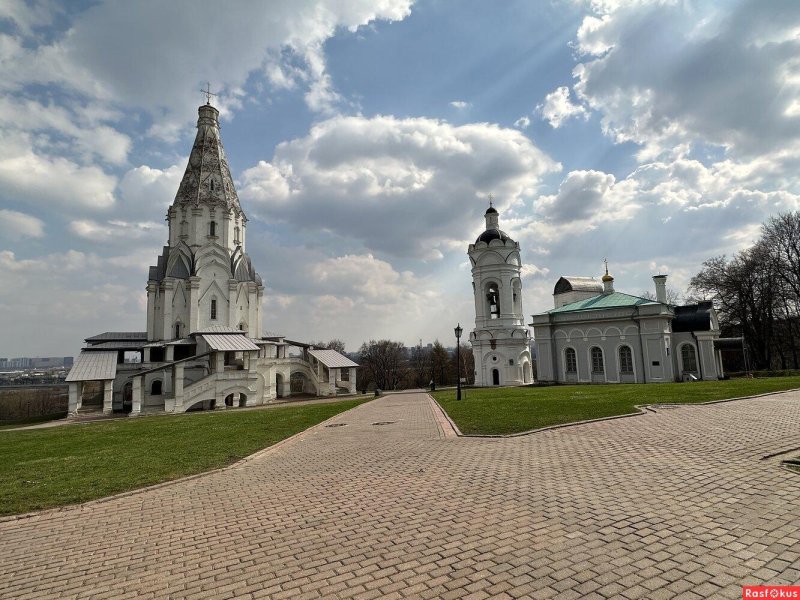 Парк коломенский в москве