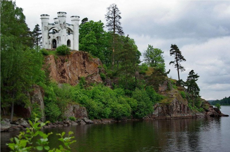 Выборгский парк монрепо