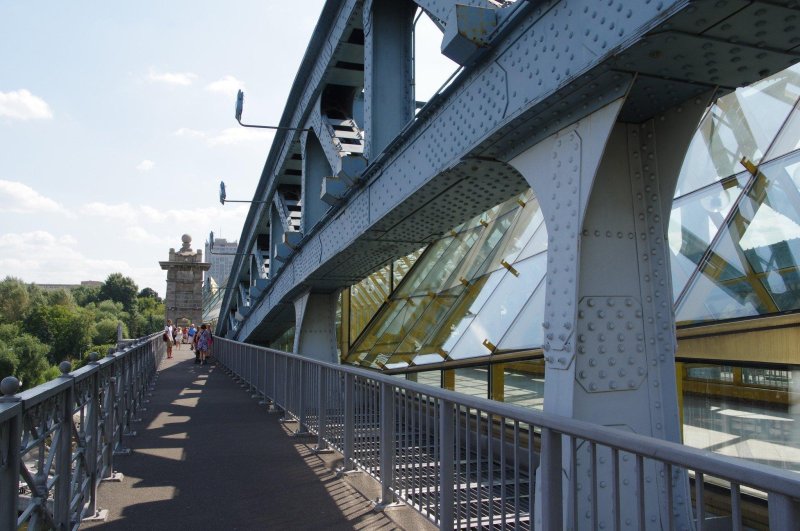 Андреевский мост парк горького