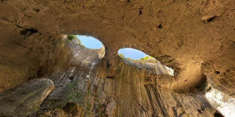 Глаза бога пещера проходна болгария