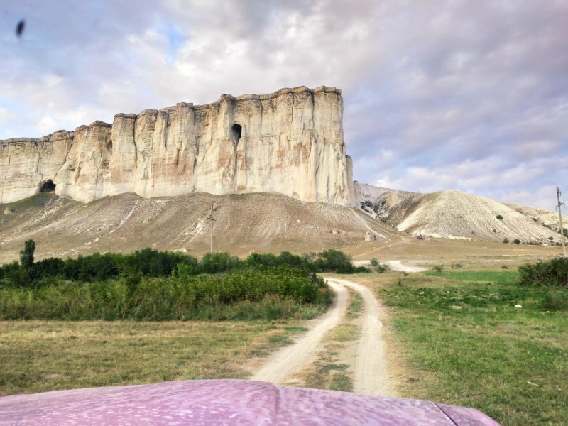 Белая скала белогорск