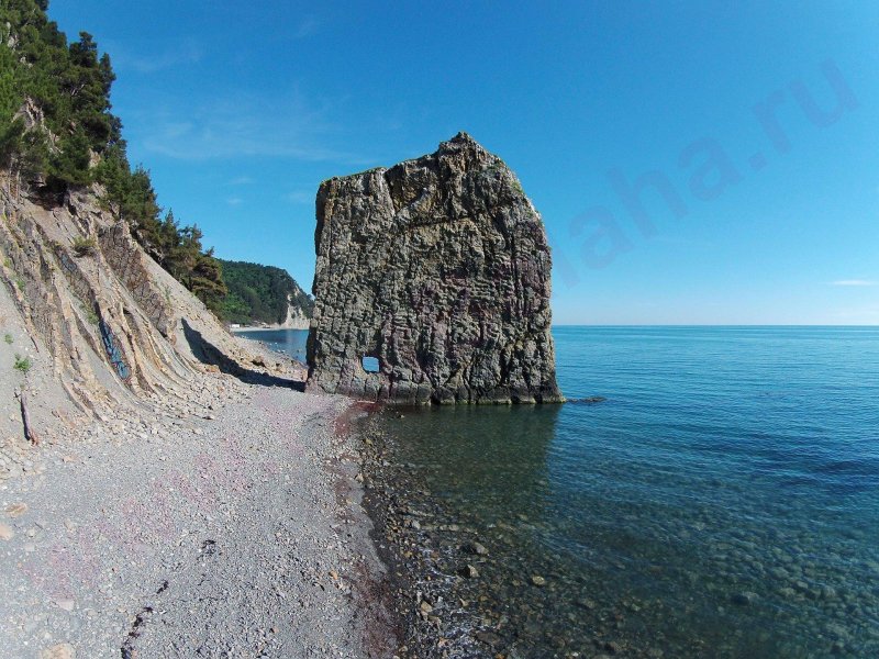 Дивноморск скала парус