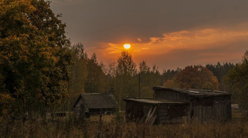 Поздний вечер в деревне