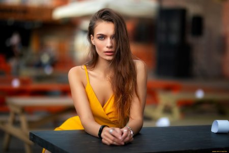 Шатенки девушки