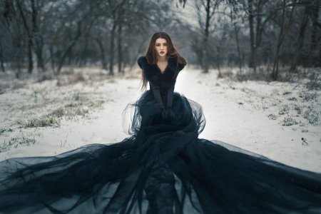 Свадебное платье черное