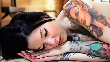 Девушки с татуировками красивые