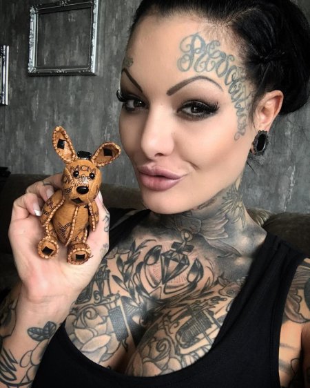 Тату модель mara inkperial