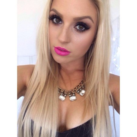 Blonde selfie