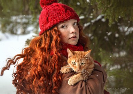 Рыжая девушка