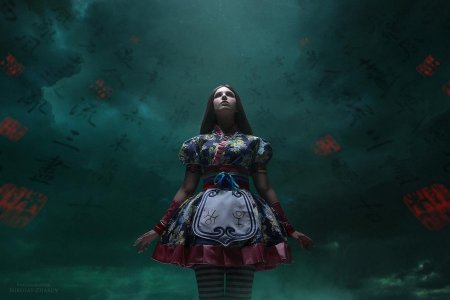 Алиса в стране кошмаров косплей